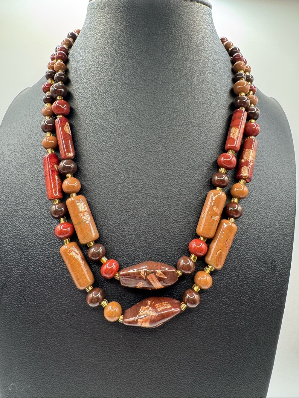 Vintage Handcrafted Brown & Red Beaded Women’s Necklace